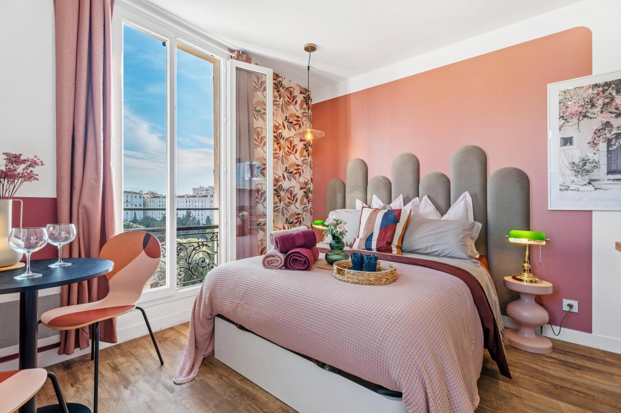 Renting - Cambrai03 - Seaside On The Promenade Des Apartment *